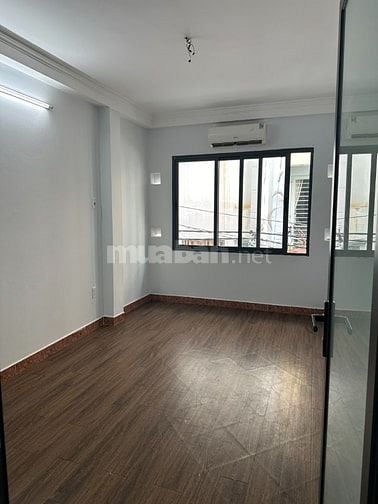 Bán gấp hẻm xe hơi, kinh doanh