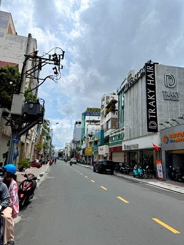 🌷 🌷 🌷 BÁN NHÀ MẶT TIỀN : 266 HUỲNH VĂN BÁNH - P. 11 - Q. PHÚ NHUẬN 