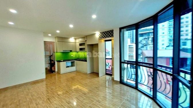 Bán nhà 7T thang máy, lô góc,DT 36m2  mặt ngõ kinh doanh