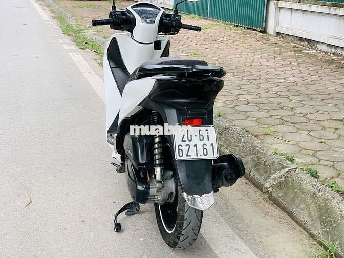HONDA AIR BLADE 125 ĐỜI CHÓT ĐÈN PHA ZIN BIỂN 20