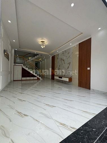 BÁN NHÀ CỰC ĐẸP NGAY CUỐI ĐƯỜNG ĐỒNG KHỞI,SỔ RIÊNG THỔ CƯ,650TRIỆU NHẬ