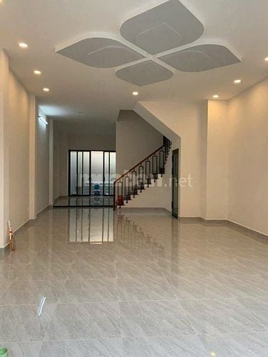 Cần cho thuê nhà Mặt Tiền Sư Vạn Hạnh P.10 Q.10 gần khúc Đường 3/2.