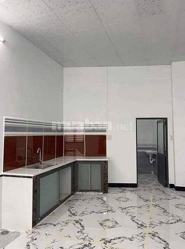 Vợ chồng tôi bán căn nhà 80m2 Hoàng Phan Thái, cấp 4, Sổ hồng