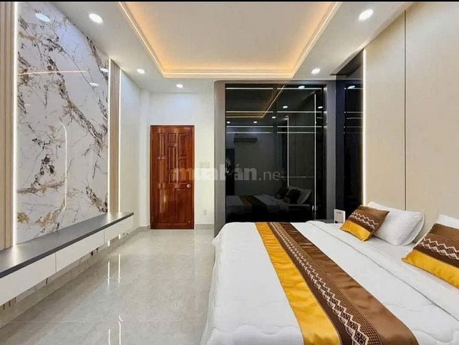Kẹt tiền bán nhanh nhà  Nguyễn Đình Khơi P4 Tân bình 