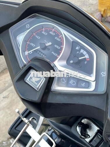 Ari Blade Fi 2010 xe đẹp chuẩn rin , máy êm ấm