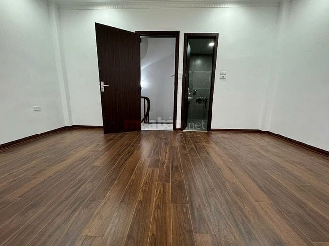 Chính Chủ Bán Nhà Số 20 Ngõ 381 Thuỵ Phương 30M2 5 Tầng MT5m Giá 5.95 
