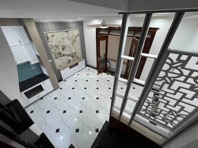 Chính Chủ Bán Nhà Số 20 Ngõ 381 Thuỵ Phương 30M2 5 Tầng MT5m Giá 5.95 