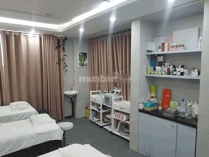 Cho thuê nhà mặt tiền Đường 3/2, P.14, Q.10 giá 40tr