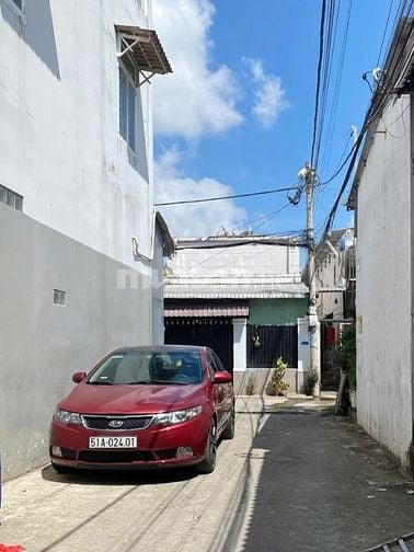 Bán nhà 3 tầng - hẻm xe hơi Nguyễn Văn Quá - Gần khu dân cư An Sương