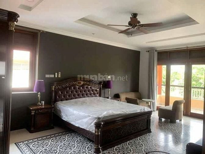 Bán Biệt Thư Thảo Nguyên View đồi cỏ, sân golf 36 lổ, giá bán 58 tỷ