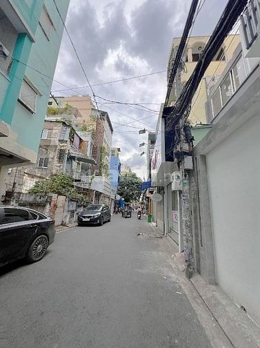 Chỉ 10 tỷ nhà hẻm đẹp Hòa Hưng giao CMT8 CN 66,7m2 ngang 5.5x12.1 