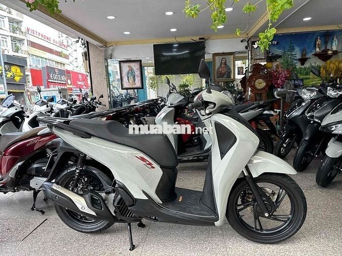 Honda SH 150i 2017 Xám Xi Măng BSTP Chính Chủ