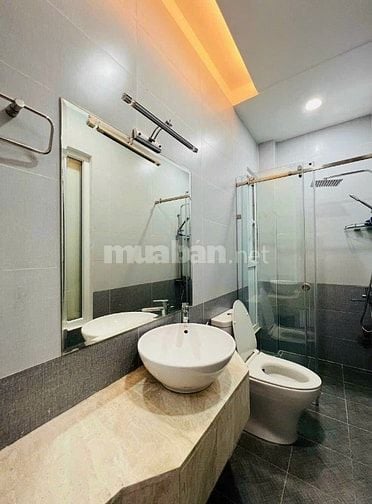 Cho thuê nhà mới HXH 20/3A Đặng Thùy Trâm P.13 Q.Bình Thạnh.