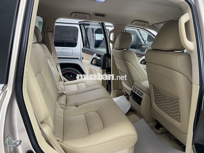 Toyota Land Cruiser 2016 VX 4.6 V8