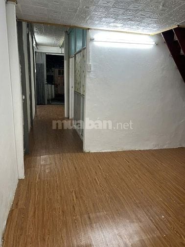 Cho thuê nhà MTNBộ 6m(XH) Xóm Đất, P.10, Q.11 giá 10tr