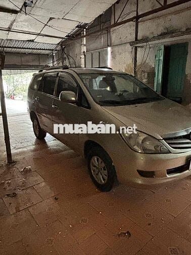 Toyota Innova 2007 j- 200000 km