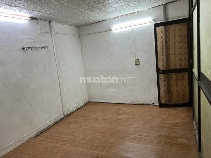Cho thuê nhà MTNBộ 6m(XH) Xóm Đất, P.10, Q.11 giá 10tr