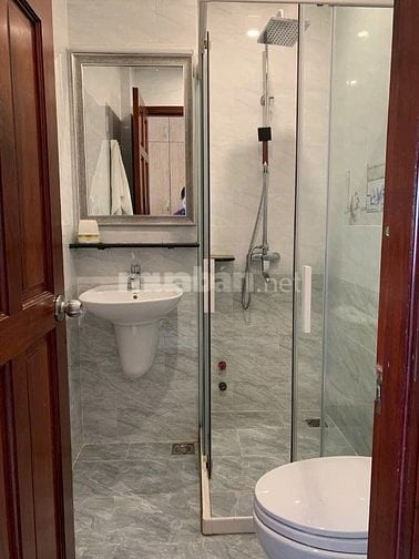 Cho Thuê Căn Hộ Dịch Vụ 119/5 Điện Biên Phủ. Giá 8.5Tr
