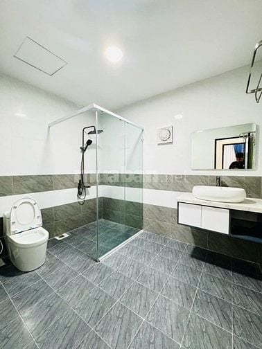 Bán nhà Yên Nghĩa Hà Đông phân lô ô tô đỗ cửa, 40 m2 x 5 tầng giá chỉ 