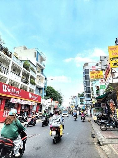 Giảm nhanh 4tỷ Bán nhà MT Nguyễn Văn Đậu Bình Thạnh DT:4.1x23=92m2 1T1