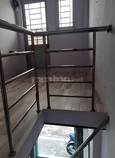 Nhà nhỏ đẹp gần chợ 1 lầu gác nhỏ hẻm thông sổ hồng Phú Trung Tân Phú