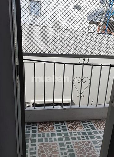 Nhà nhỏ đẹp gần chợ 1 lầu gác nhỏ hẻm thông sổ hồng Phú Trung Tân Phú