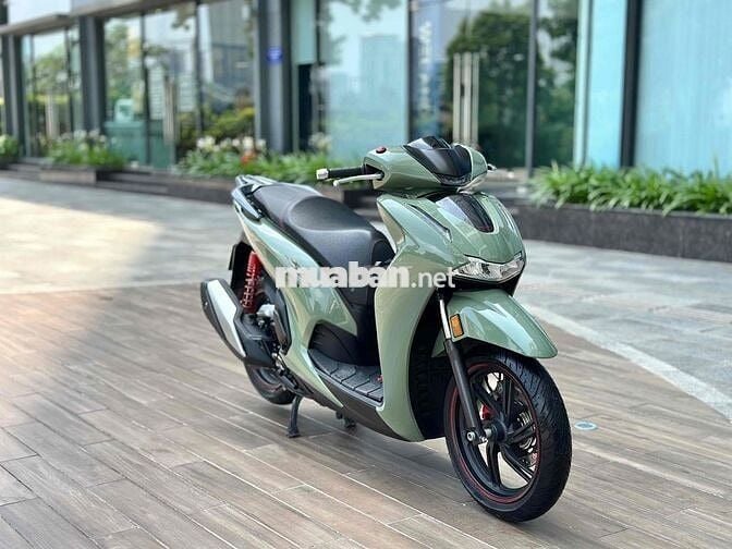 Honda SH 350i 2025