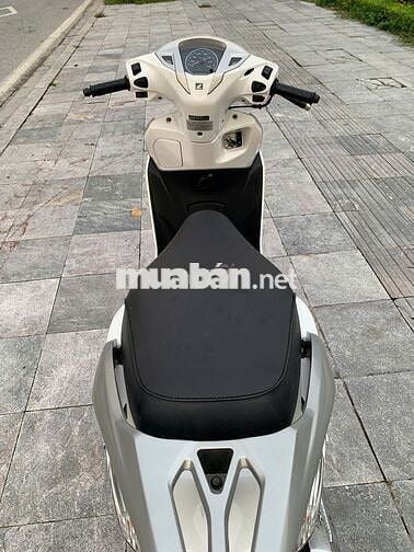 🌹CAM KẾT CHUẨN GIÁ LEAD 125 2014 trắng siêu mới