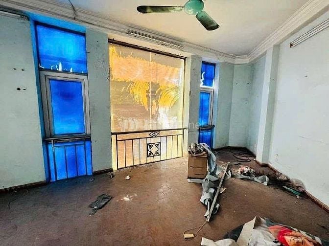 Bán nhà Mặt Phố Đê La Thành, KHÔNG BỊ GIẢI TỎA, kinh doanh bất chấp 25