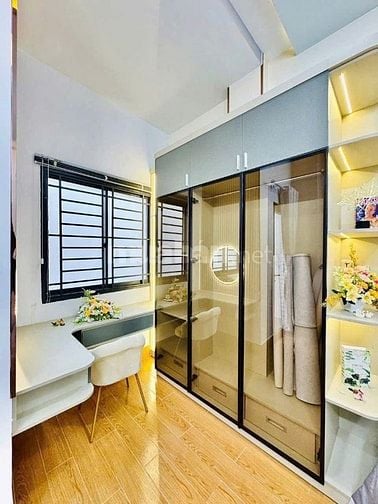 NHÀ NGAY CHỢ TÂN BÌNH🔥ĐÔNG HỒ Phường 8 GIÁ 4,290 TỶ/52M2 Sổ riêng 