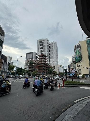 Chính chủ bán nhà Siêu Vị Trí, 44 Trương Quốc Dung - Nguyễn Văn Trỗi