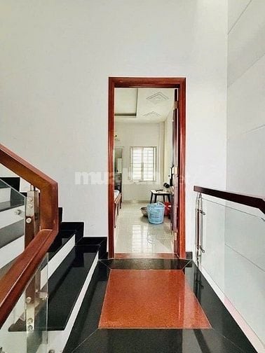 Cần Vốn Kinh Doanh Bán Gấp Nhà Kha Vạn Cân tp Thủ Đức 54m2 giá 3,15 tỷ