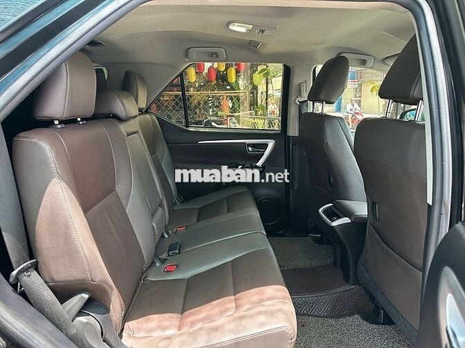 CẦN BÁN TOYOTA FORTUNER 2019 2.4G 4x2 AT