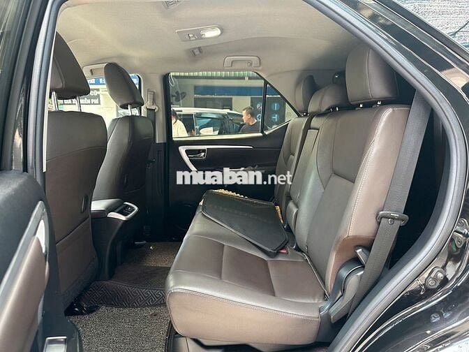 CẦN BÁN TOYOTA FORTUNER 2019 2.4G 4x2 AT