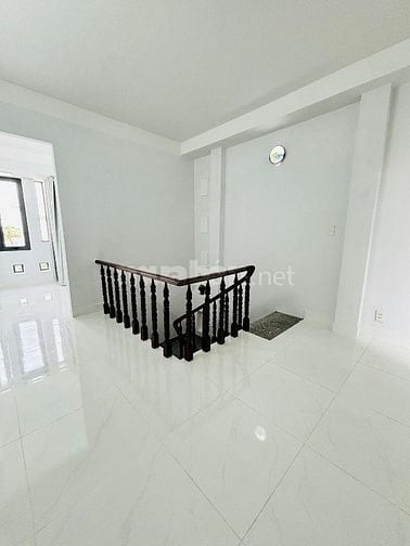 KẸT TIỀN BÁN LỖ NHÀ Đ LÊ THỊ HỒNG,GÒ VẤP, MUA DỌN VÀO Ở NGAY, SỔ RIÊNG