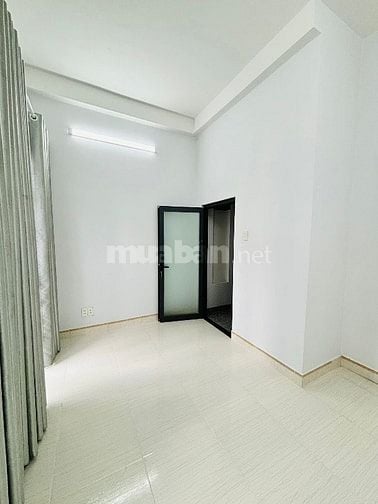 KẸT TIỀN BÁN LỖ NHÀ Đ LÊ THỊ HỒNG,GÒ VẤP, MUA DỌN VÀO Ở NGAY, SỔ RIÊNG