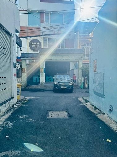 Nhà 3 lầu DT:4,2x12m Cao Cấp hẻm xe hơi 5m Phạm Văn Chiêu, P16, GV.