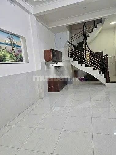 Cho thuê nhà hẻm 2m(XM) Ni Sư Huỳnh Liên, P.10, Q.Tân Bình giá 13.5tr