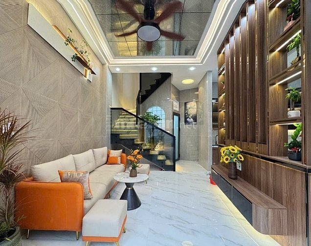 BÁN GẤP NHÀ MẶT TIỀN TRẦN BÌNH TRỌNG BÌNH THẠNH giá chính chủ 4,82 Tỷ