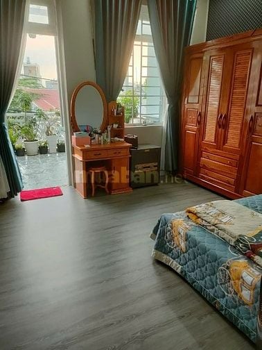 Chính chủ bán nhà đẹp mặt tiền đường số 11, P.Bình Hưng Hòa, Bình Tân