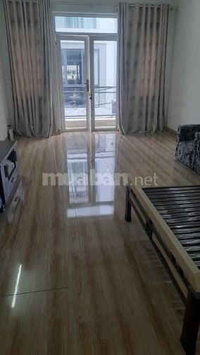Nhà chính chủ ..Hẽm cụt rộng 6m khu rất yên tỉnh 