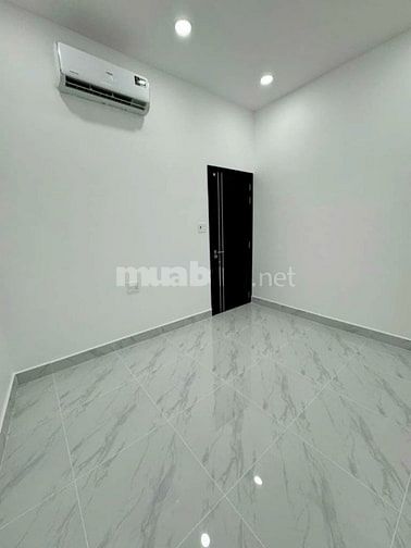 Bán nhà riêng Phạm Văn Hai, Tân Bình / 70m2 / 2 tỷ 190 triệu / Sổ hồng