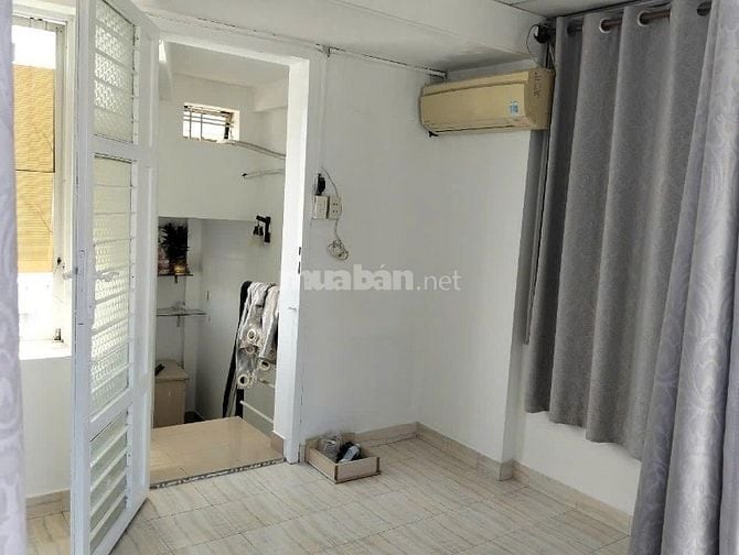 Cho thuê nhà hẻm 3m(BG) Võ Văn Kiệt, P.Cầu Kho, Q.1 giá 10.5tr