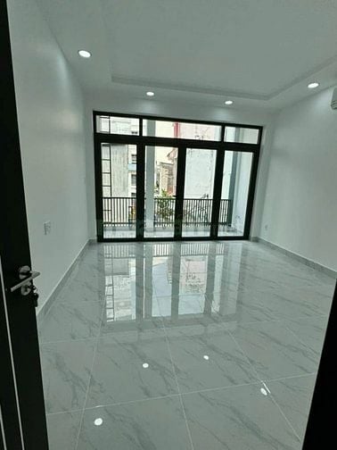 Bán nhà riêng Phạm Văn Hai, Tân Bình / 70m2 / 2 tỷ 190 triệu / Sổ hồng