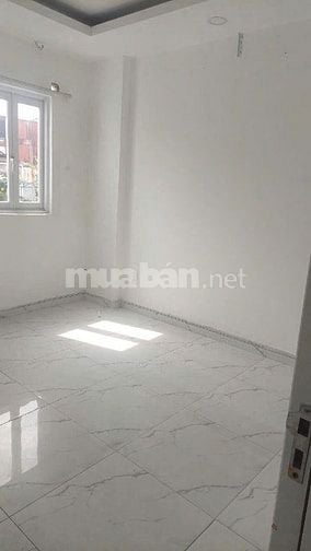 Cho thuê nhà hẻm 3m(BG) Võ Văn Kiệt, P.Cầu Kho, Q.1 giá 10.5tr