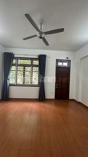 Bán nhà Hoàng Văn Thái 4 tầng, ngõ ô tô, 70m2, ở ngay, phân lô