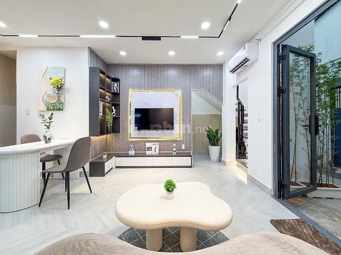 NHÀ ĐẸP HXH FULL NỘI THẤT PHƯỜNG 11 BÌNH THẠNH CÓ 2PN CHỈ 4,45 TỶ