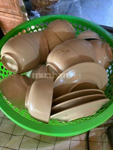 Dọn mặt bằng cần thanh lý gấp bàn ghế cửa hàng