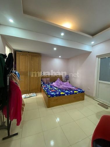 Cho thuê căn hộ sân vườn SDU 143 Trần Phú, Hà Đông 70m2+15m2 sân vườn