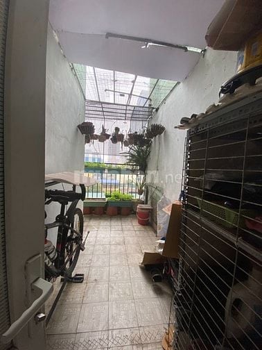 Cho thuê căn hộ sân vườn SDU 143 Trần Phú, Hà Đông 70m2+15m2 sân vườn